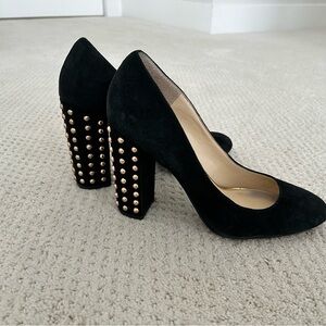 Black Suede Chunky Block Heel Pump, Gold Studded- Sz 8.5 Jessica Simpson